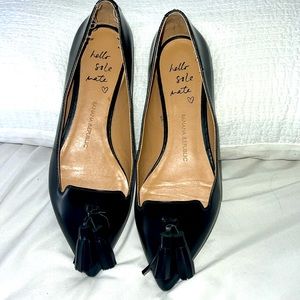 New Banana Republic Tassel Point Toe size 6 NWOT